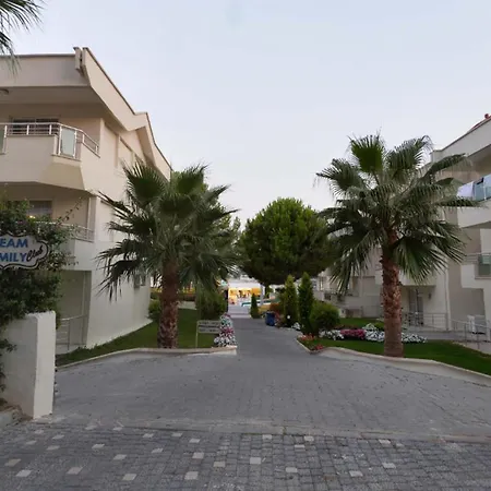 Отель Dream Family Club 5*