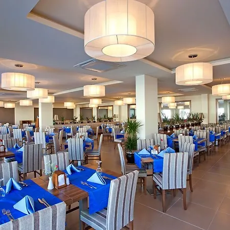Dream Family Club Semesteranläggning (resort) Side