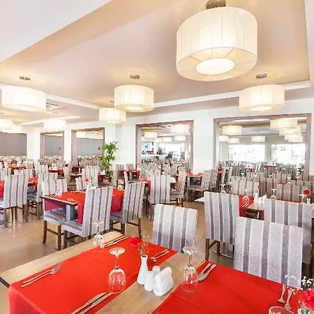 Dream Family Club Side