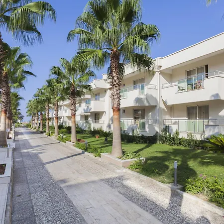 Dream Family Club 5* Side